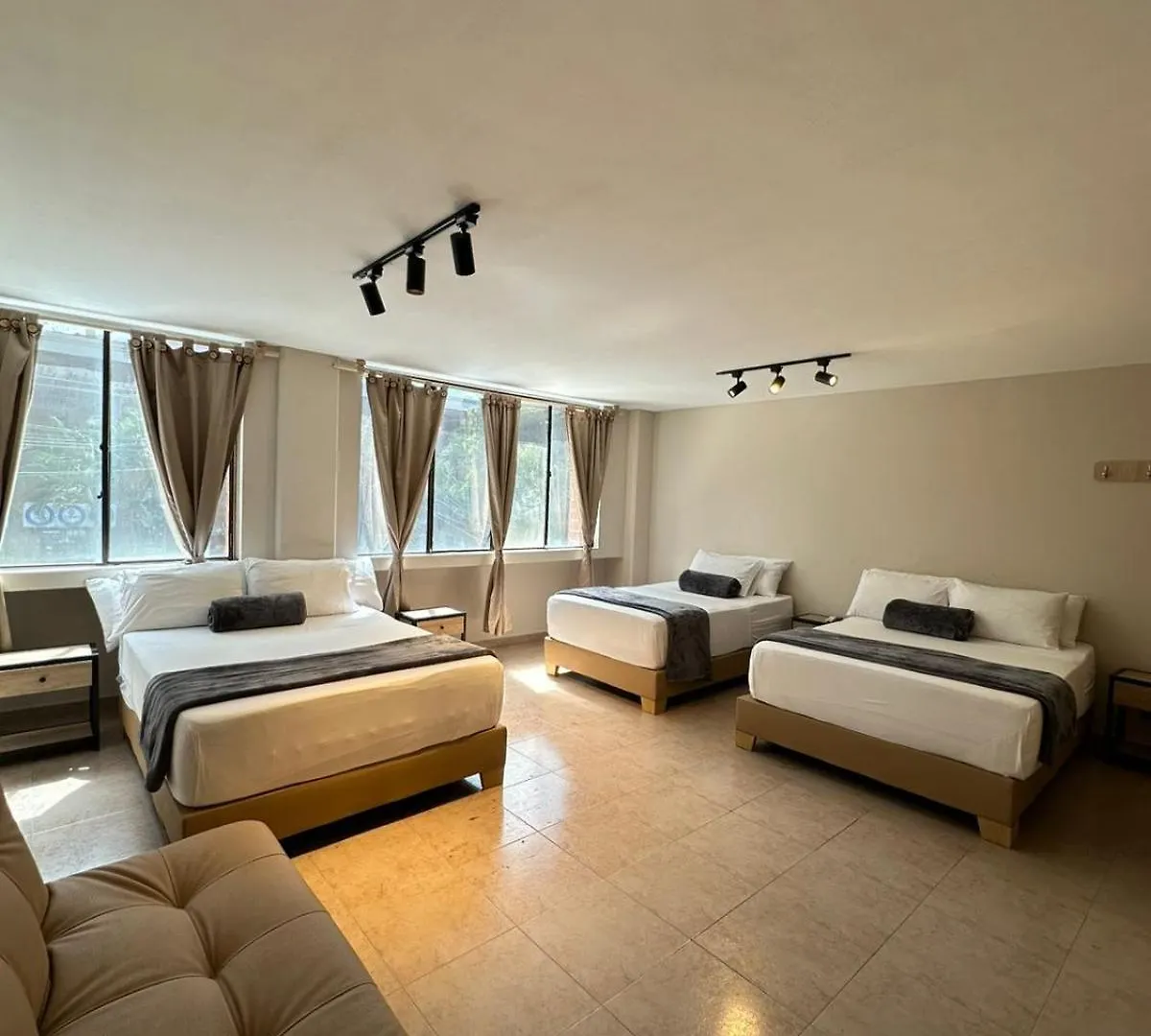 Hotel Coral Boutique Medellin 3*,  Colombia